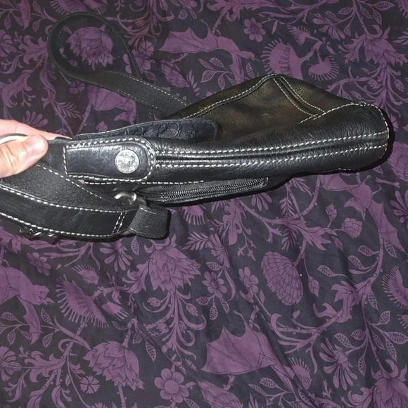 FOSSIL Womens Purse Bag Black Crossbody Travel Key Charm Leather - Picture 15 of 16